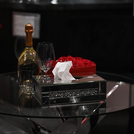 Love Time Marselha Exterior foto